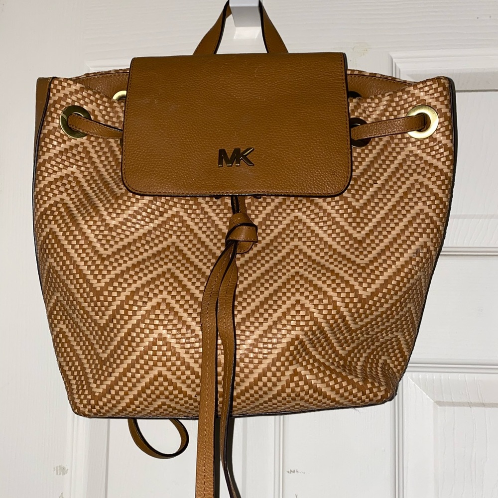 Michael Kors Purse / Backpack